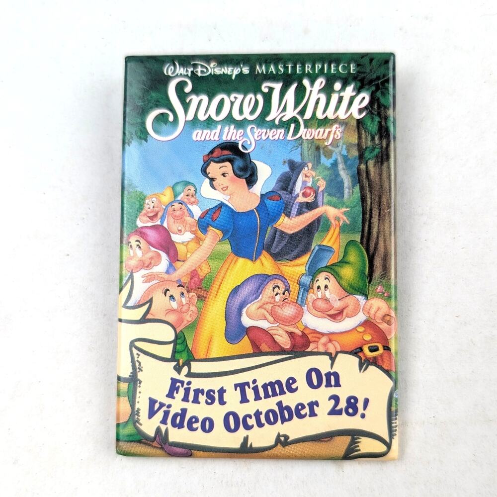 1994 Disney Snow White First Time on Video VHS Promo Pinback Button